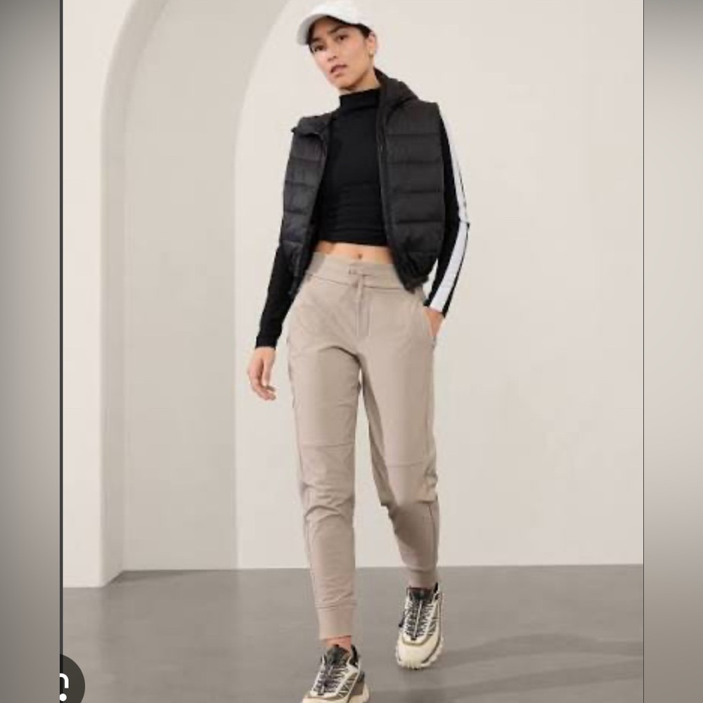 Athleta Headlands Hybrid Trek Jogger